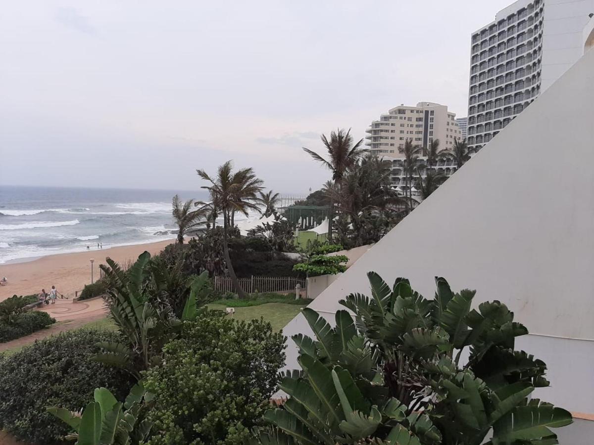 16 Bronze Bay Apartment Durban Exterior photo